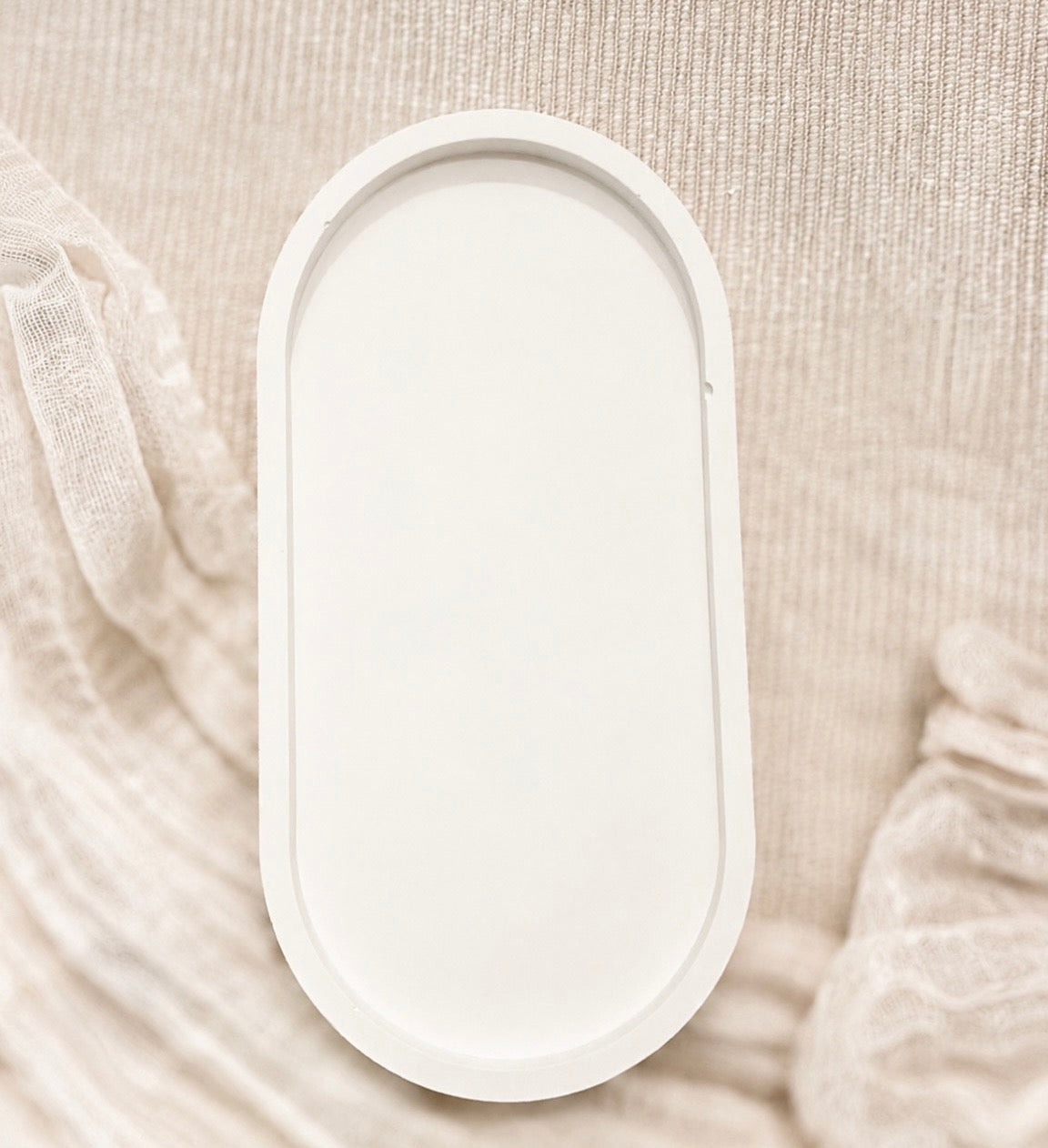 Contour Oval Tray