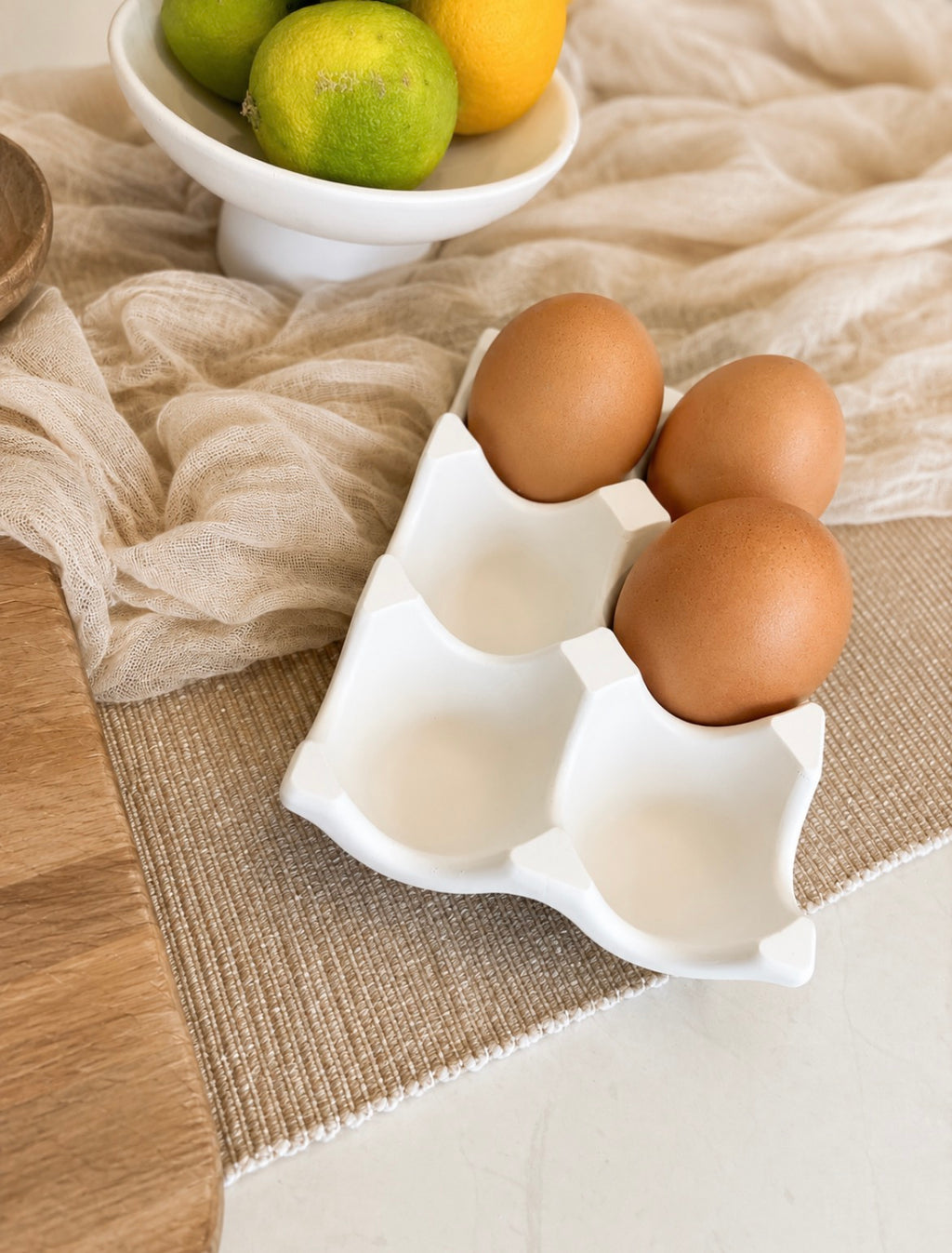 The Nest Egg Holder